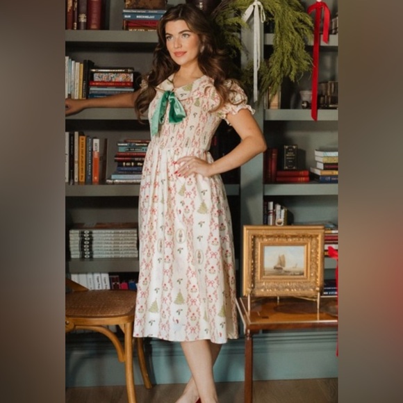 Ivy City Yuletide Nutcracker print dress - Picture 2 of 3